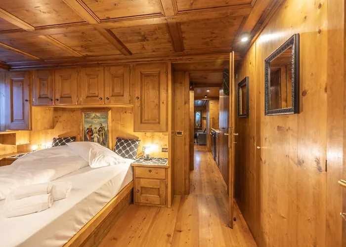 Chiara Home, In Centro A Cortina D Ampezzo Apartman
