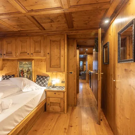 Chiara Home, In Centro A Cortina D Ampezzo Apartment